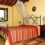 La Scopa, Apartament